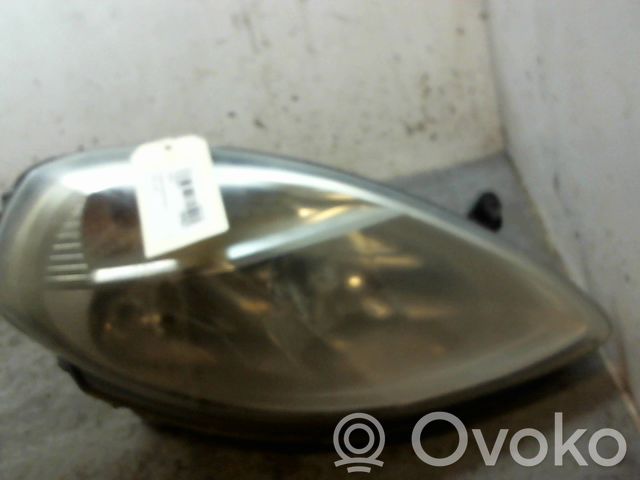 Lancia Ypsilon Phare frontale 