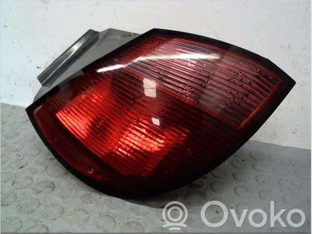 Mitsubishi Colt Galinis žibintas kėbule 
