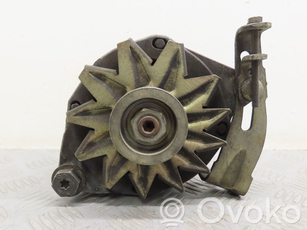Peugeot 405 Generator/alternator 