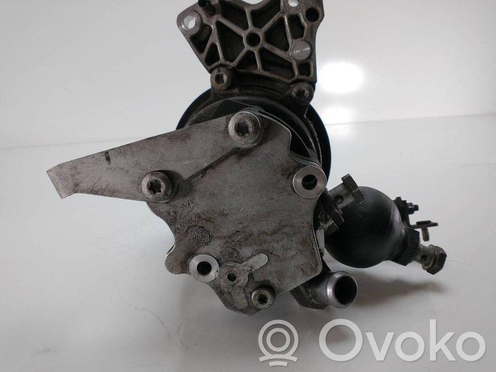 BMW 5 E60 E61 Power steering pump 