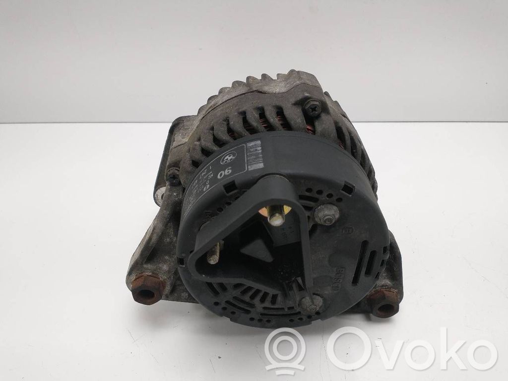 BMW 3 E36 Ģenerators 