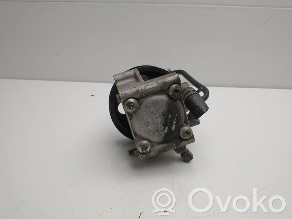 Ford Focus Ohjaustehostimen pumppu 