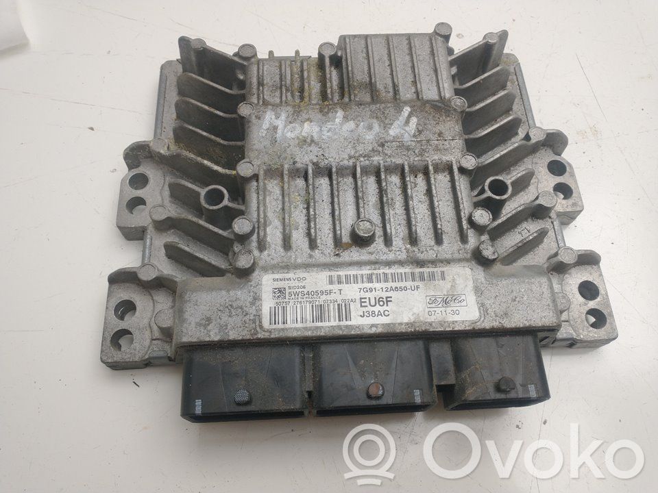 Engine control unit/module   5WS40595F