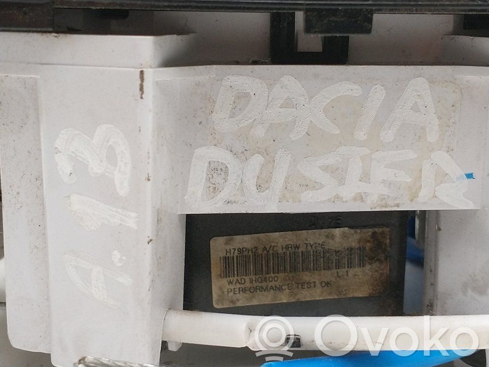 Dacia Duster Climate control unit 