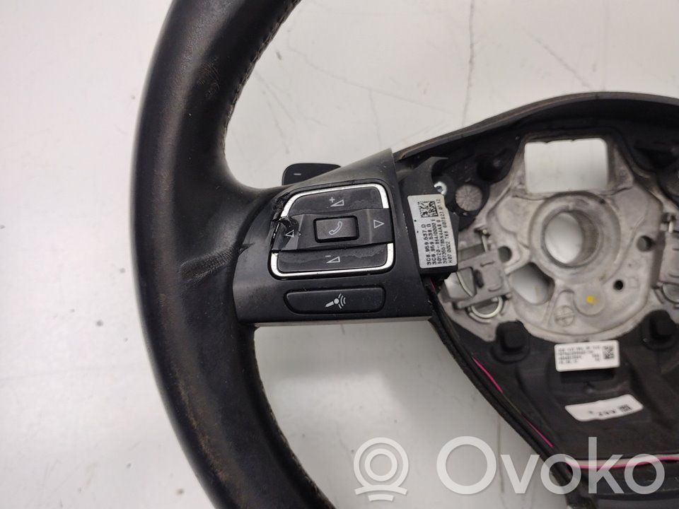 Volkswagen Golf VI Ohjauspyörä 