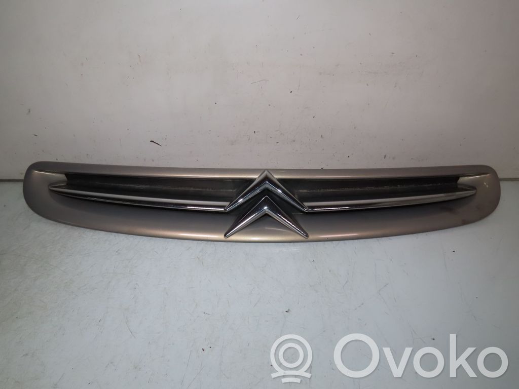 Citroen Xsara Picasso Grilă radiator față 