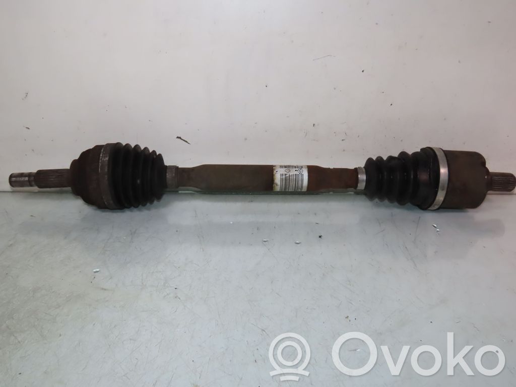 Etuvetoakseli   8200696900