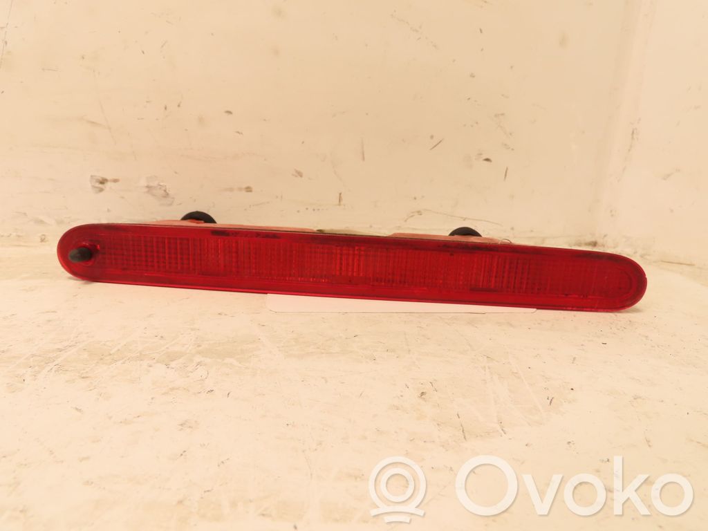 Peugeot Partner Third/center stoplight 