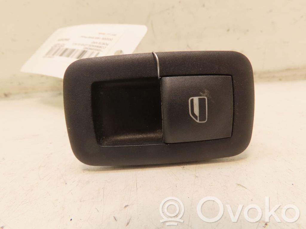 Electric window control switch   56046832AC