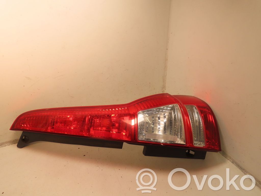Honda CR-V Lampă spate în caroserie 