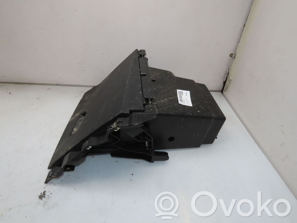 Guantera   681081375R
