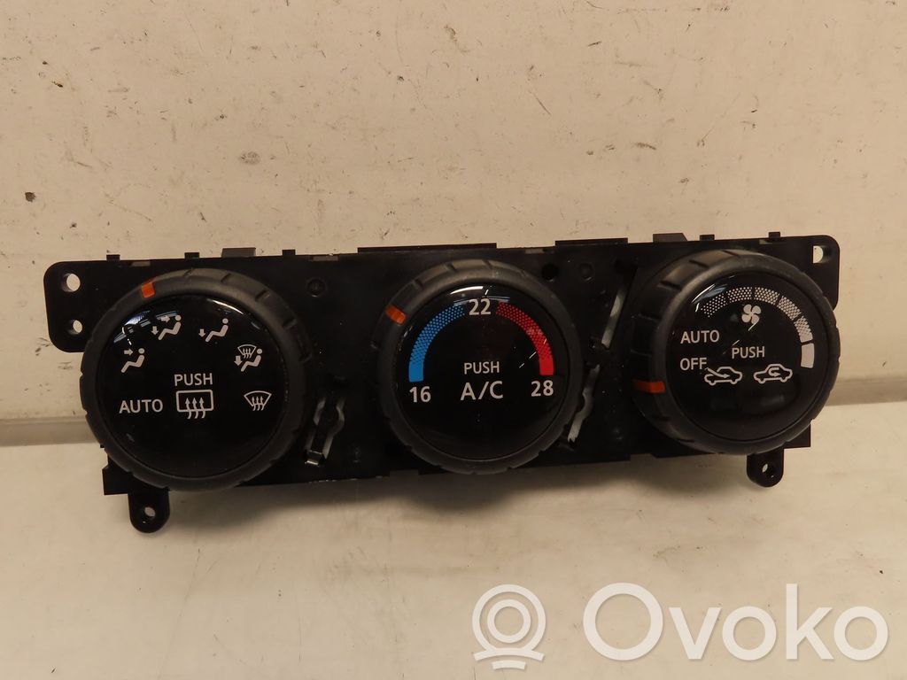 Nissan Note (E11) Climate control unit 