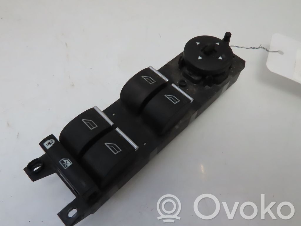 Electric window control switch   2033890