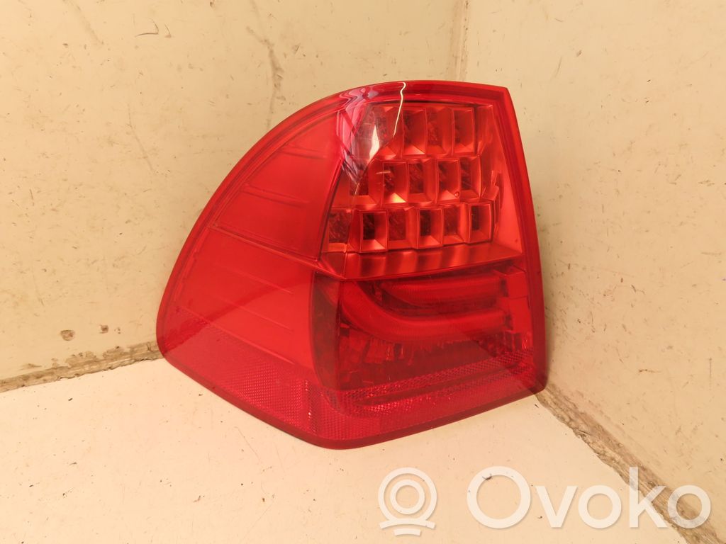 Luz trasera/de freno   63217289431