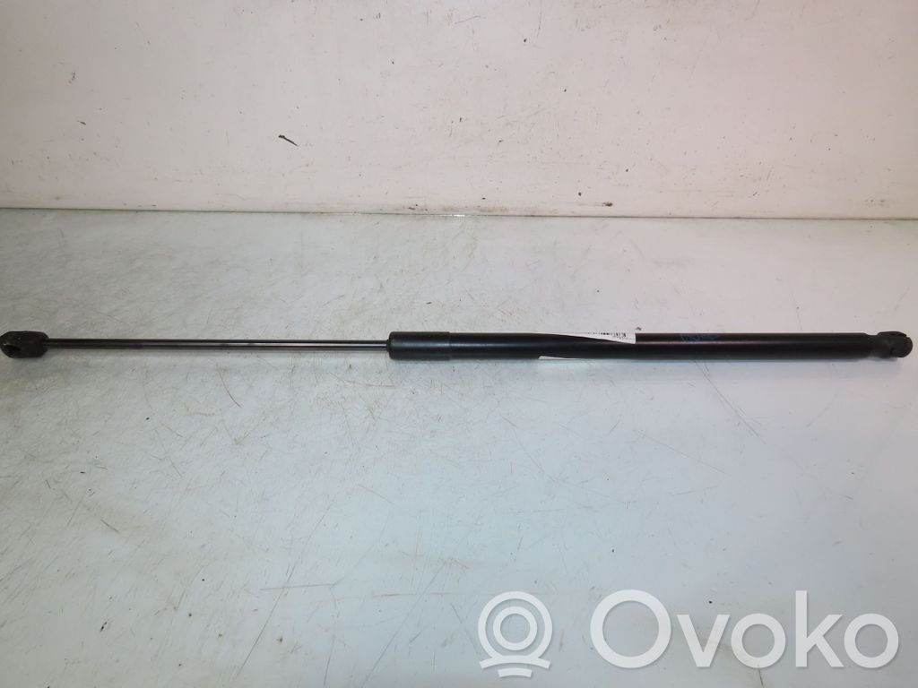 Ford Puma Tailgate/trunk strut/damper 