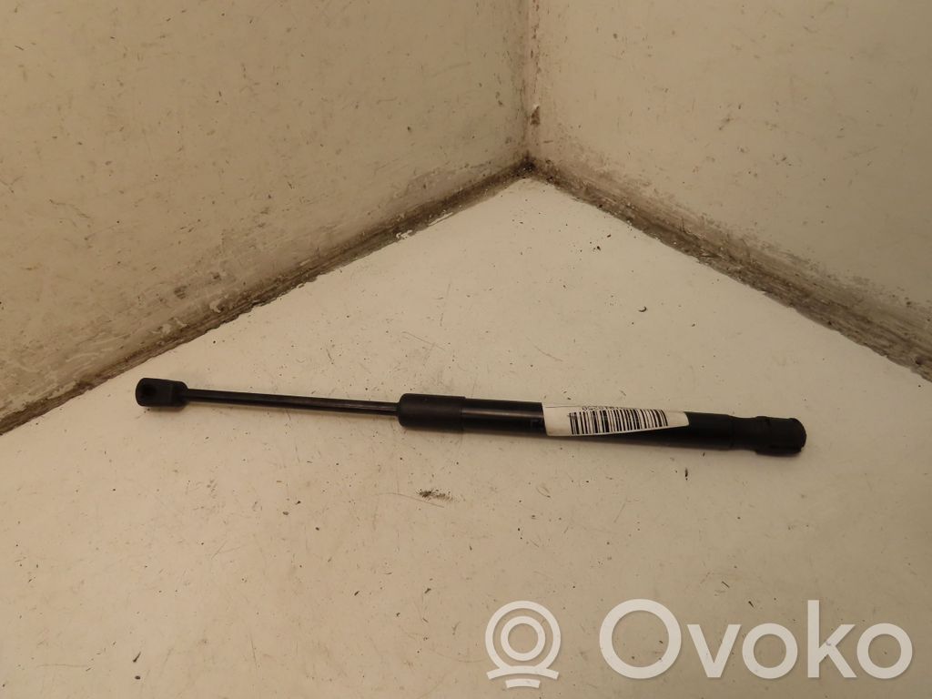 BMW 2 F46 Siłownik maski przedniej 