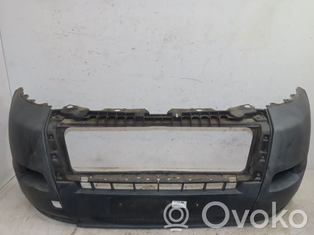 Front bumper   7401FG