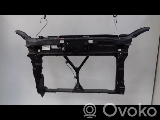 Панель радиаторов   C23553110G