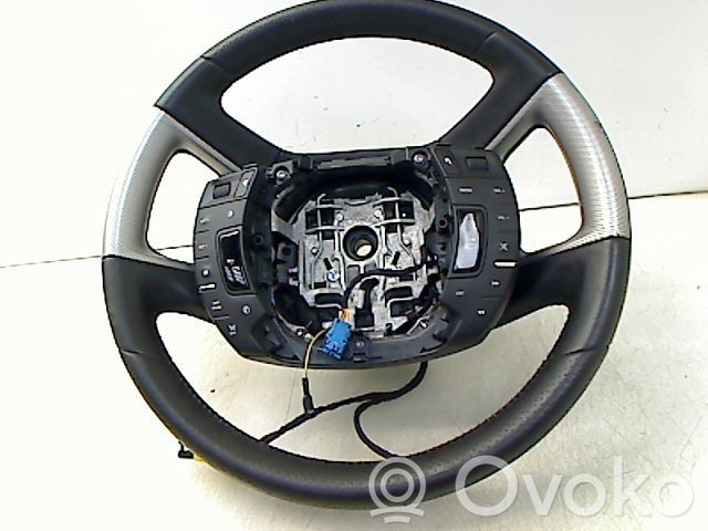 Volkswagen Golf VII Ohjauspyörä 
