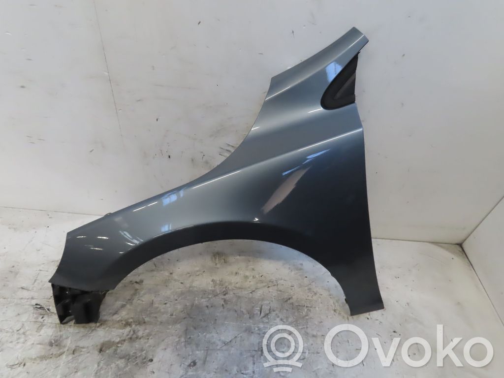 Volvo V40 Cross country Sparnas 