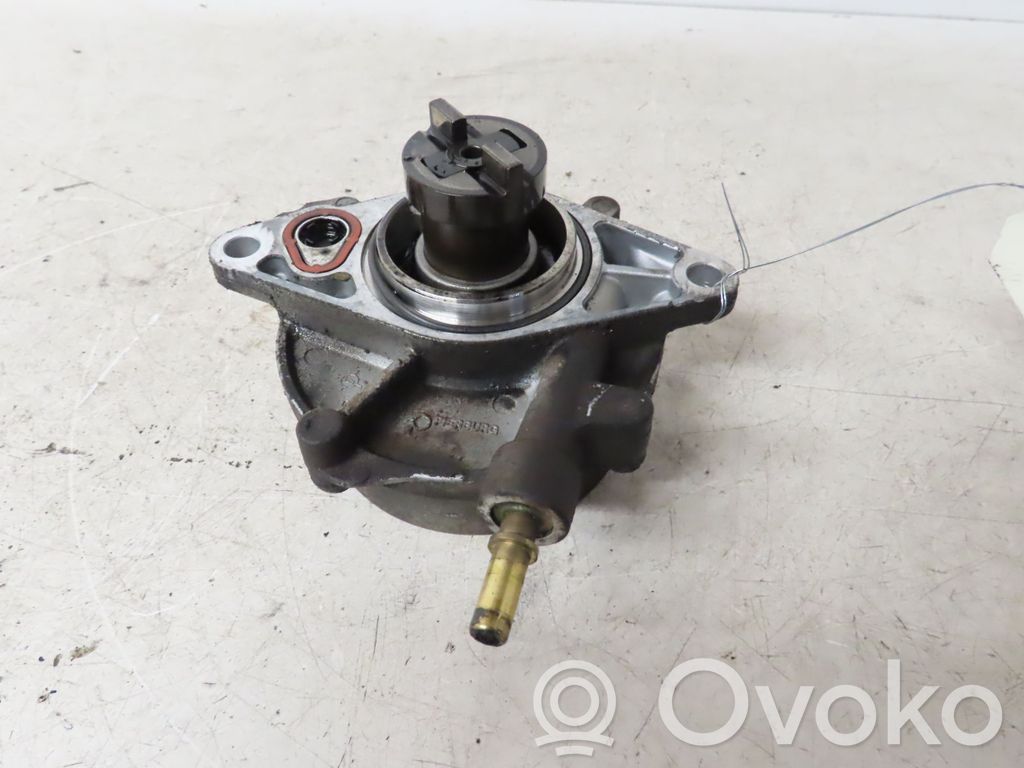 Vacuum pump   456567