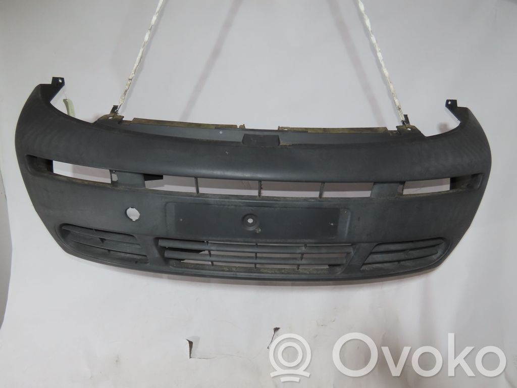Opel Vivaro Paraurti anteriore 