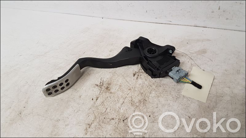 Peugeot 208 I Pedał gazu / przyspieszenia 