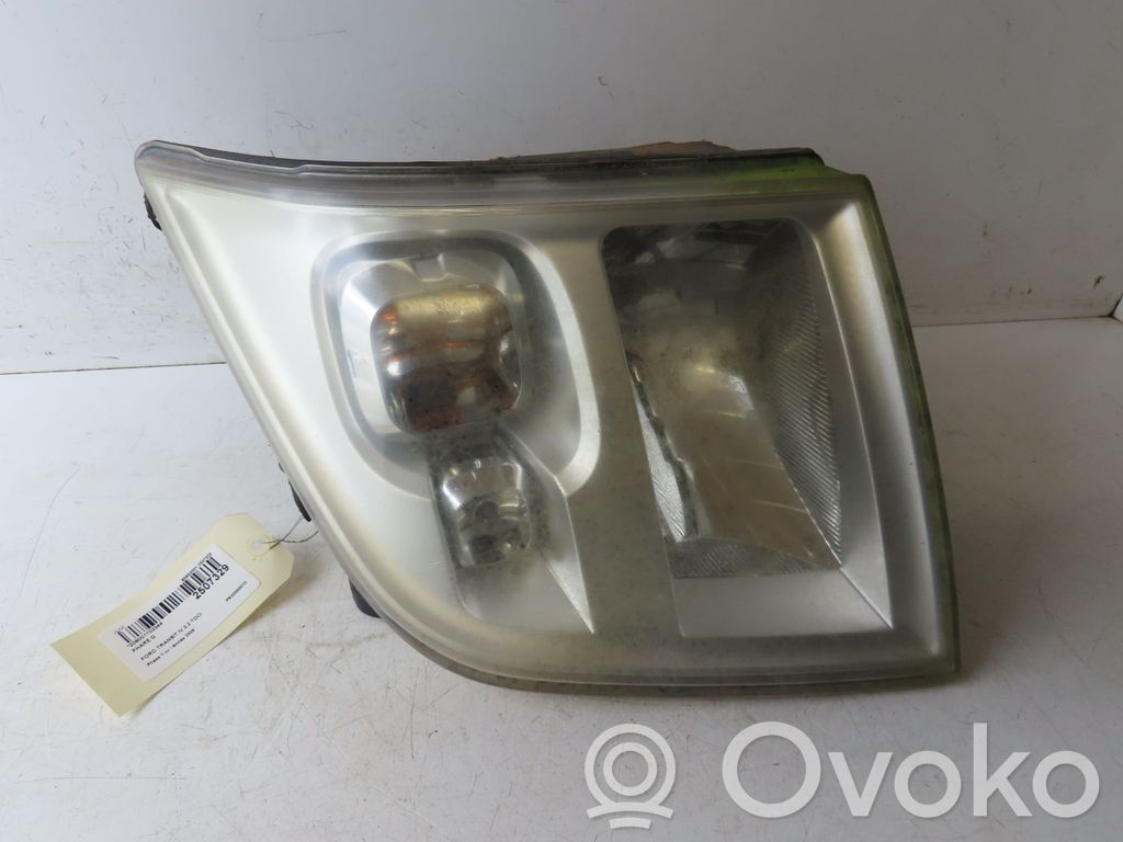 Headlight/headlamp   1684410