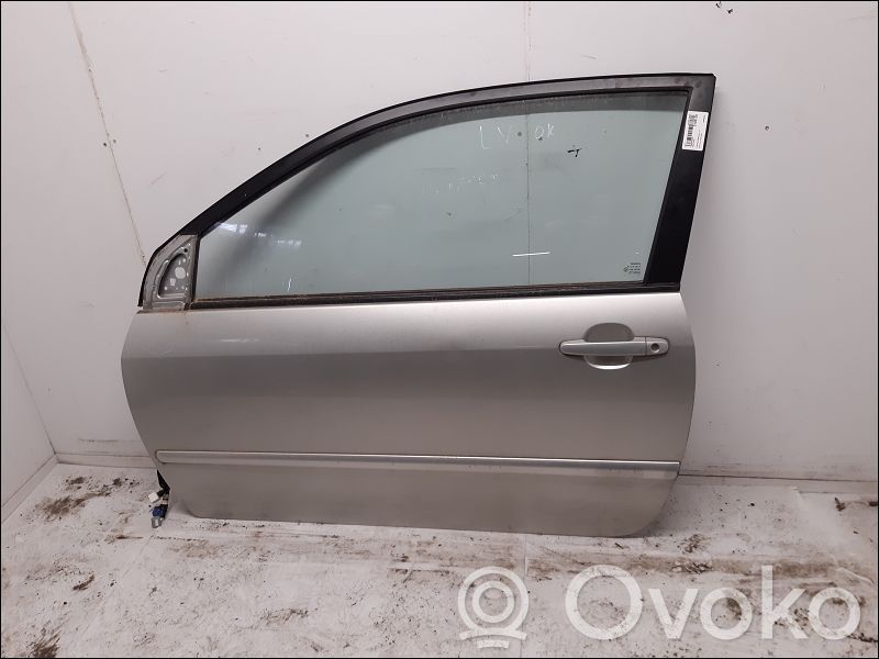 Toyota Corolla E120 E130 Durvis 