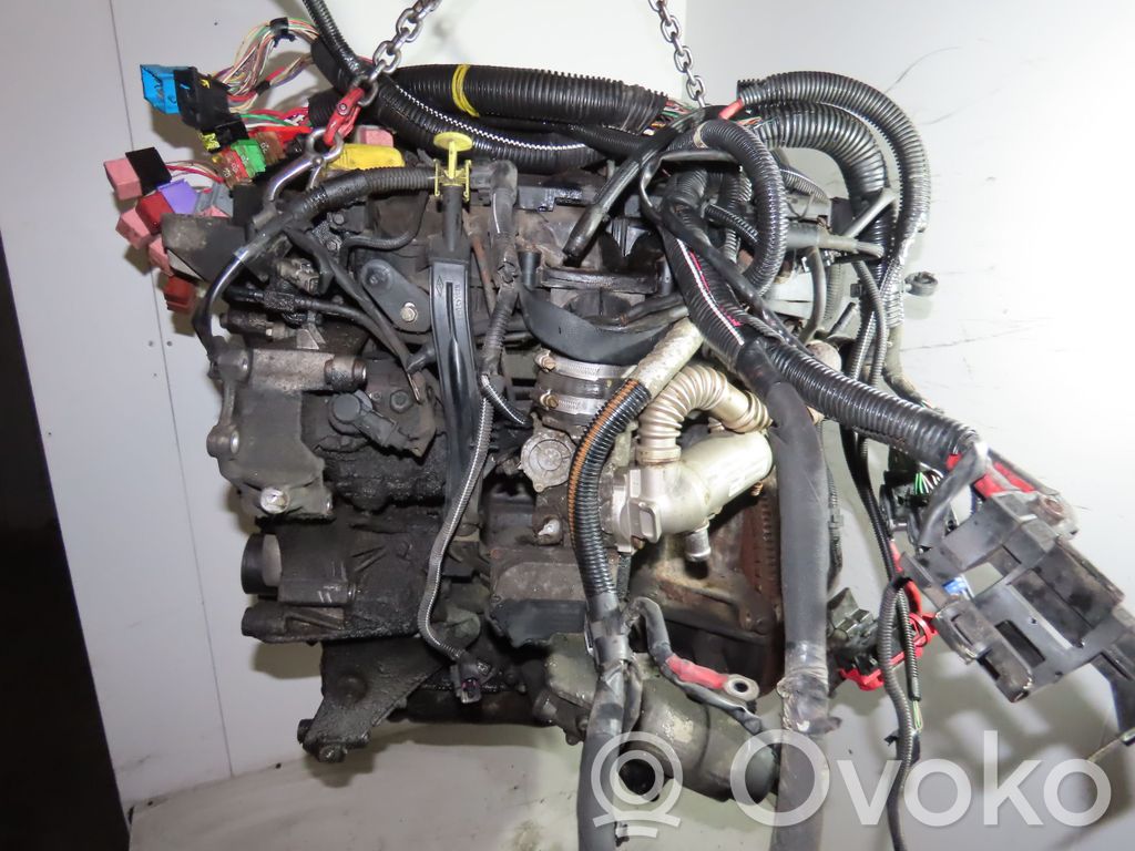 Engine   7701479072