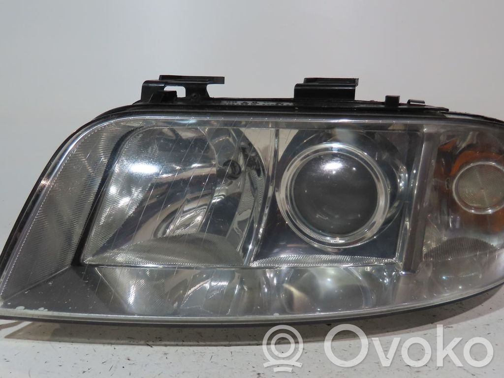 Audi A6 S6 C5 4B Scheinwerfer 
