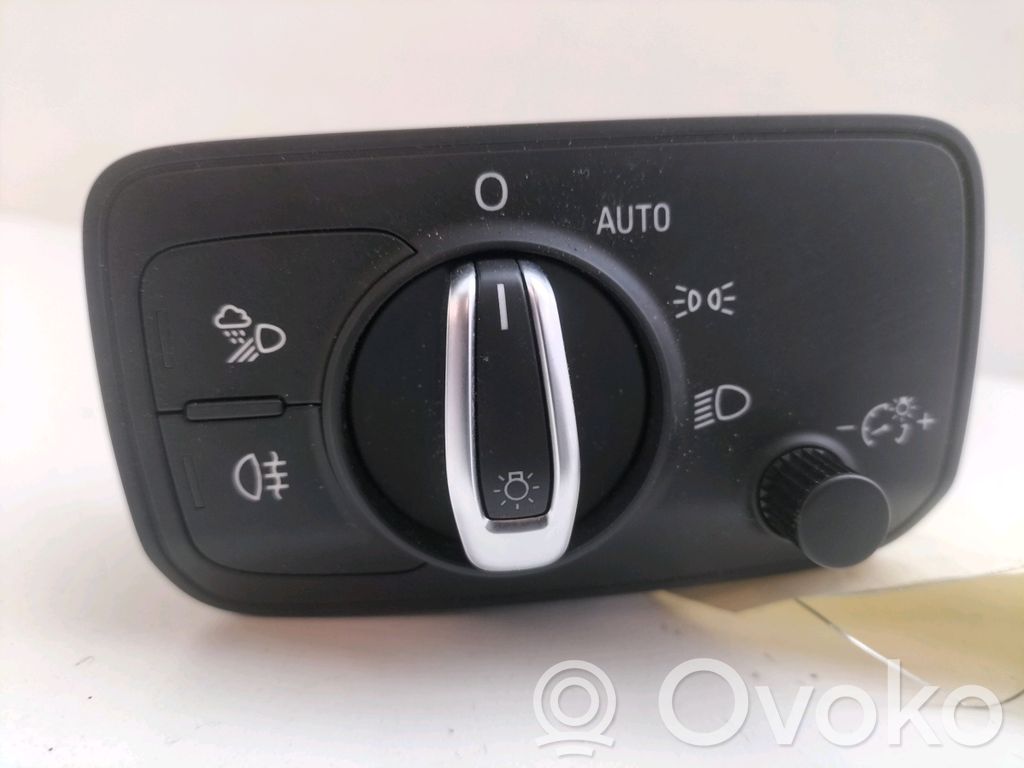 Light switch   8V0941531AA5PR