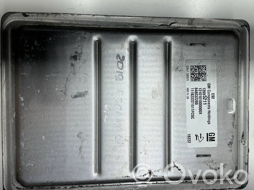 Cadillac Escalade IV Engine control unit/module 
