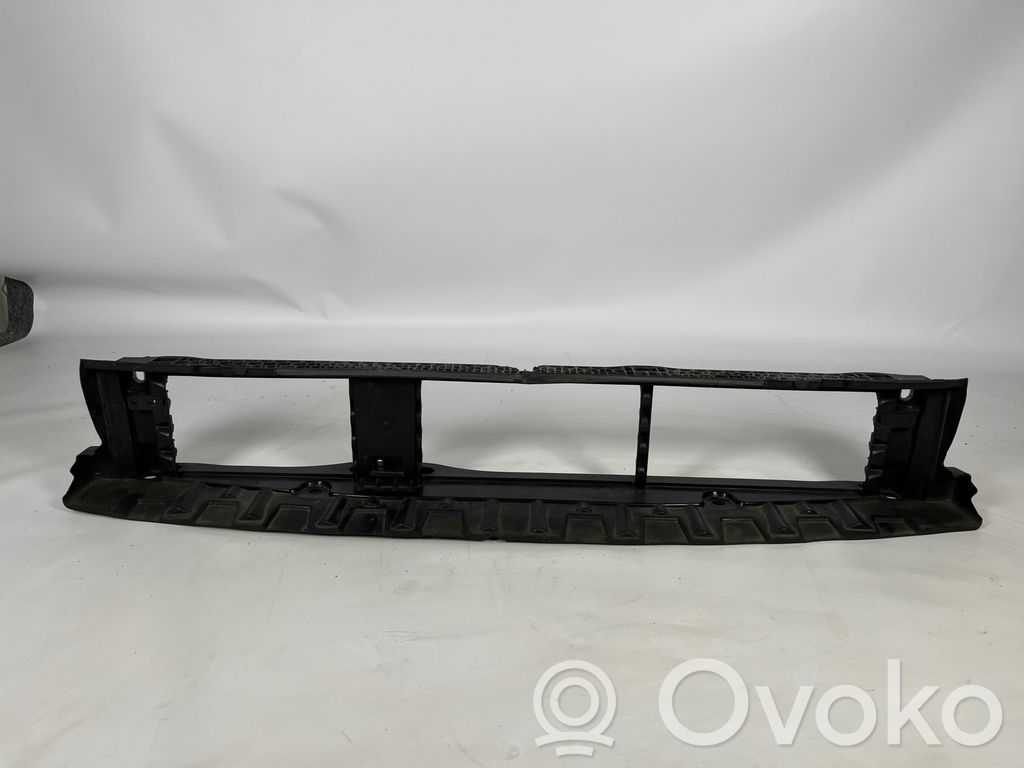 Renault Austral Radiator trim 