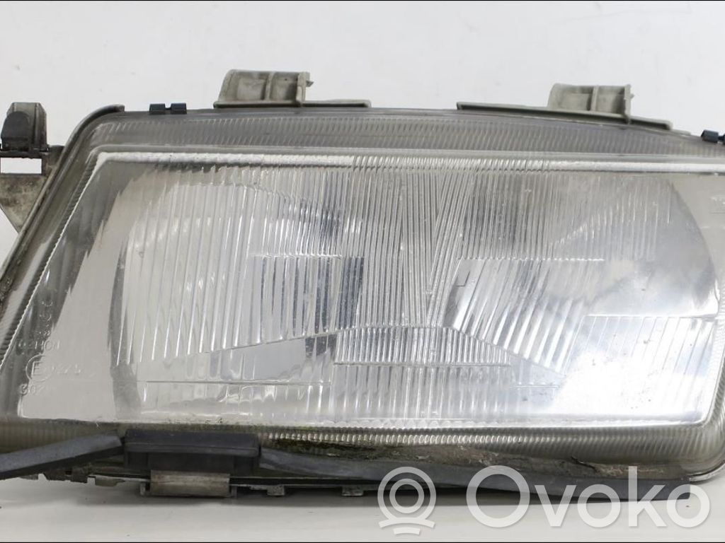 Saab 900 Headlight/headlamp 