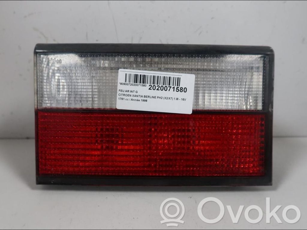 Citroen Xantia Takaluukun takavalot 