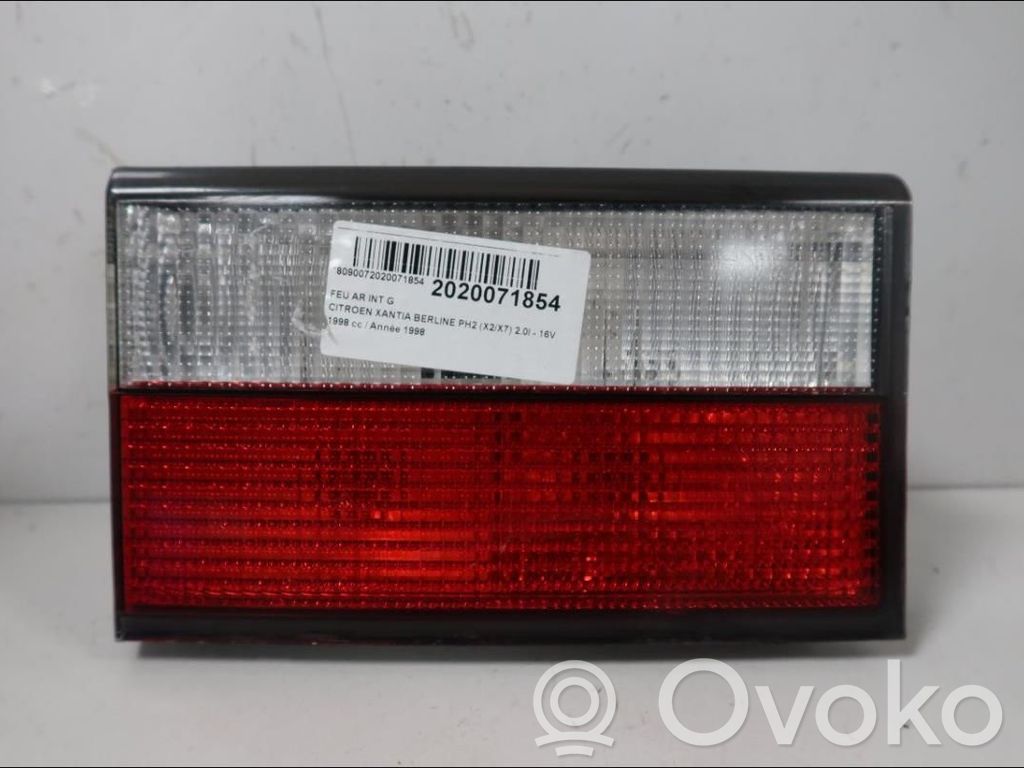 Citroen Xantia Takaluukun takavalot 