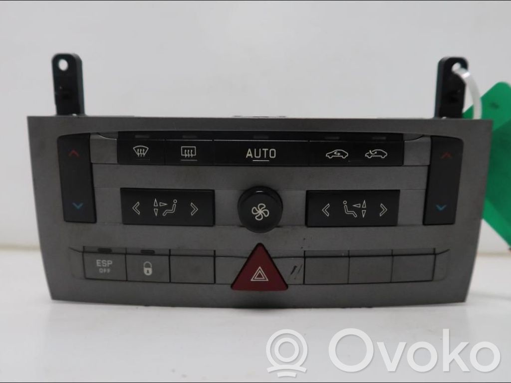 Climate control unit   00006451RQ