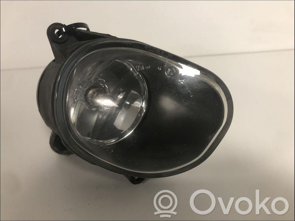 Miglas lukturis priekšā   4Z7941700A