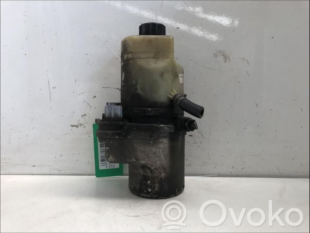 Ford C-MAX I Power steering pump 