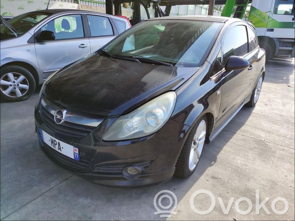 Opel Corsa D Ģenerators 