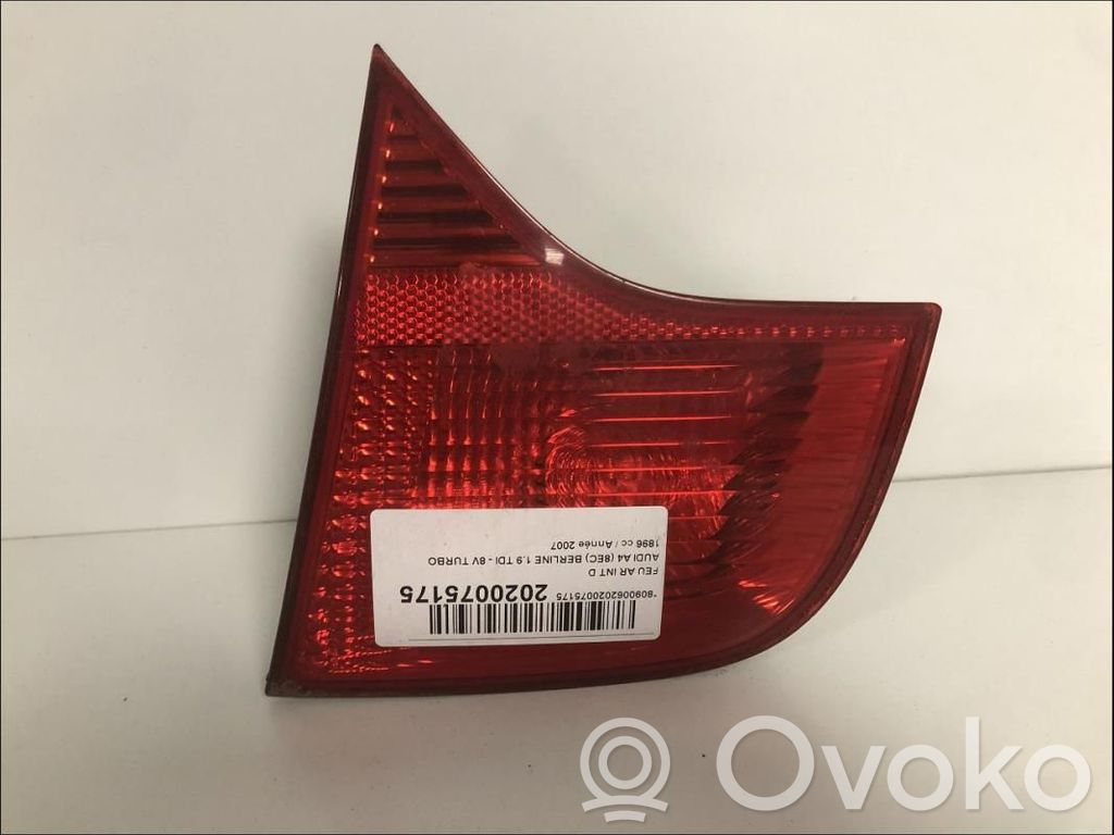 Renault Clio V Tailgate rear/tail lights 
