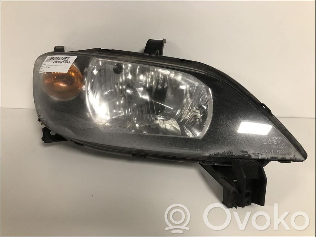 Mazda 2 Headlight/headlamp 