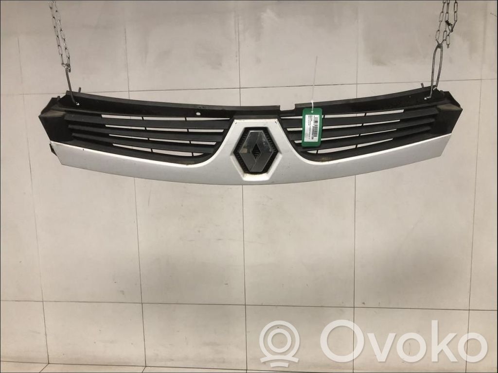Renault Master II Front grill 