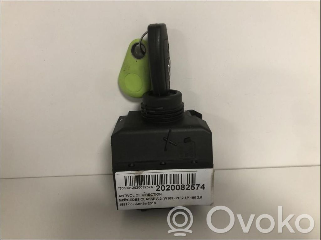 Mercedes-Benz A W169 Ohjauspyörän lukitus 