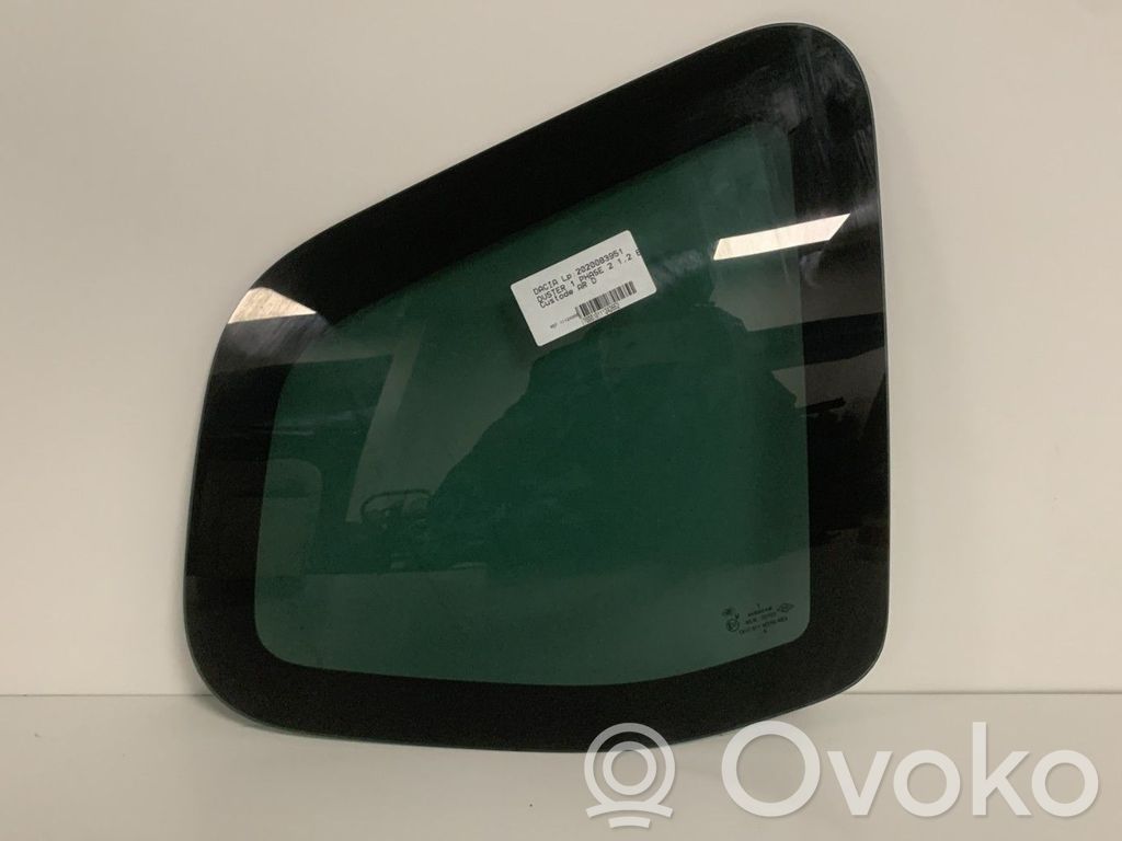 Rear side window   833066196R
