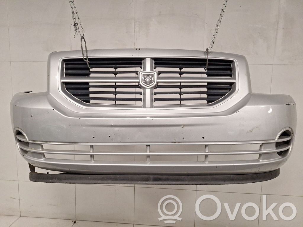 Dodge Caliber Parachoques delantero 