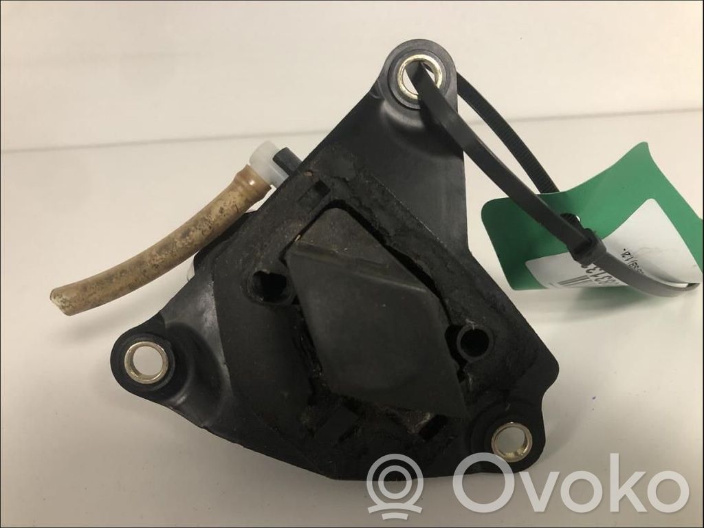 Tailgate opening switch   7701039565