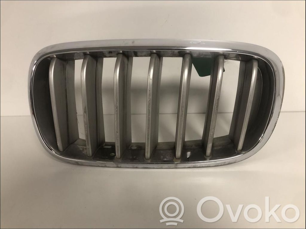 BMW X5 F15 Griglia superiore del radiatore paraurti anteriore 