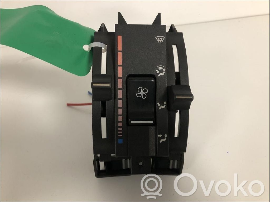 Renault Express Climate control unit 